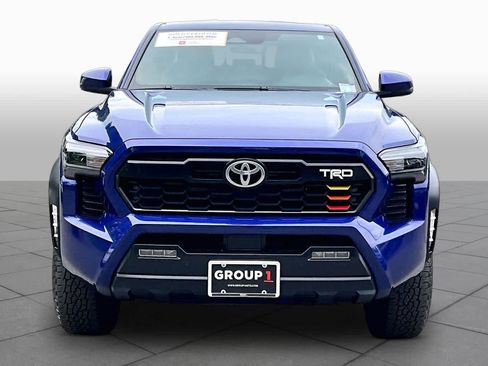 Certified 2024 Toyota Tacoma TRD Off-Road w/ TRD Off Road Upgrade Package AWD/4WD image 4