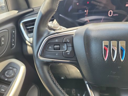 Used 2024 Buick Encore GX Avenir FWD image 19
