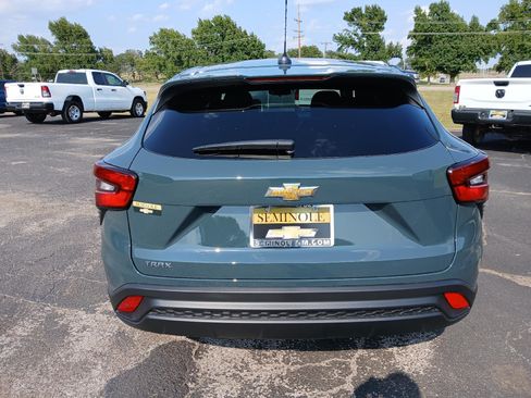 New 2026 Chevrolet Trax LS FWD image 5