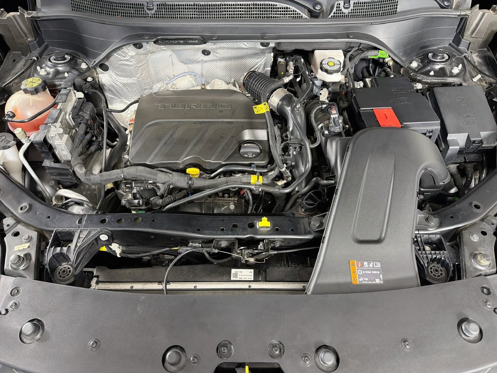 Used 2024 Chevrolet Trax LS FWD image 27