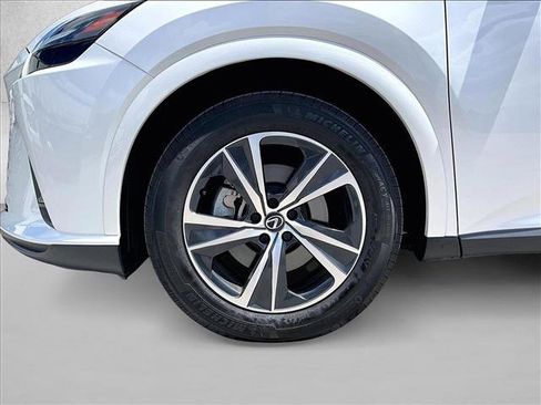 Used 2024 Lexus RX 350 FWD w/ Technology Package image 10