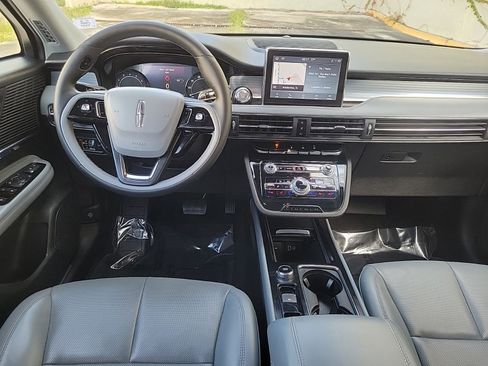 Used 2022 Lincoln Corsair FWD w/ Equipment Group 101A image 17