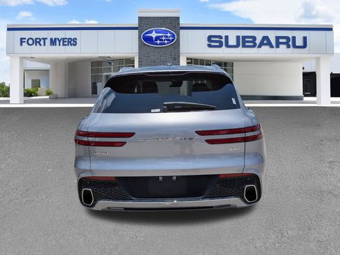 Used 2025 Genesis GV70 2.5T AWD/4WD image 5