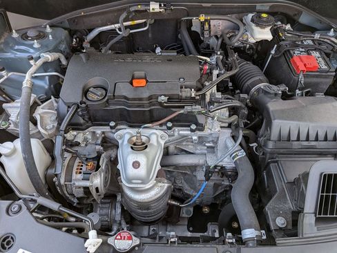 Used 2024 Honda HR-V Sport image 25