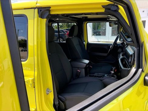 Used 2022 Jeep Wrangler Unlimited Sport AWD/4WD image 11