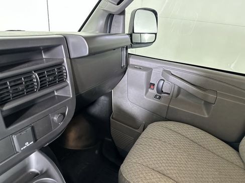 New 2026 GMC Savana 3500 Extended w/ Driver Convenience Package RWD image 34