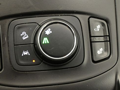 Used 2020 GMC Terrain SLE w/ Driver Convenience Package image 20