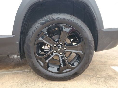 New 2026 Chevrolet Equinox LT w/ Midnight Edition FWD image 7