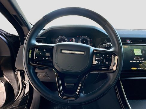 Used 2024 Land Rover Range Rover Velar Dynamic SE image 11