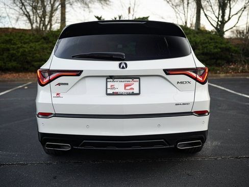 Used 2023 Acura MDX A-Spec image 8