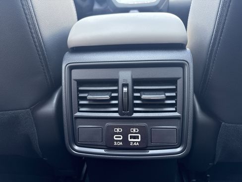 Certified 2025 Subaru Forester Premium image 8