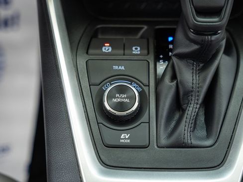 Certified 2024 Toyota RAV4 XLE w/ Convenience Package AWD/4WD image 26
