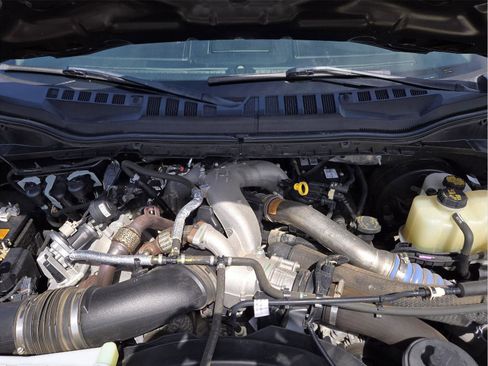 Used 2020 Ford F250 Lariat AWD/4WD image 11