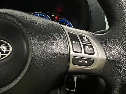 Used 2011 Subaru Forester 2.5X Premium w/ All-Weather Pkg image 34