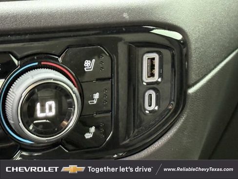 Used 2025 Chevrolet Silverado 1500 ZR2 w/ Technology Package AWD/4WD image 21