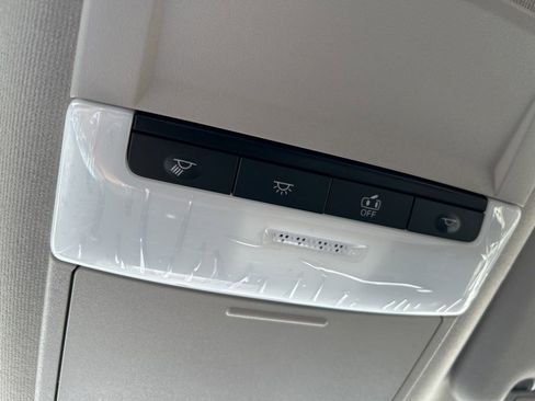 New 2025 Nissan Sentra S image 32