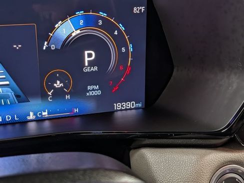 Certified 2024 Chevrolet Colorado ZR2 w/ Safety Package AWD/4WD image 21