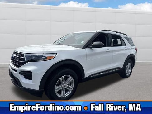 Used 2022 Ford Explorer XLT AWD/4WD image 1