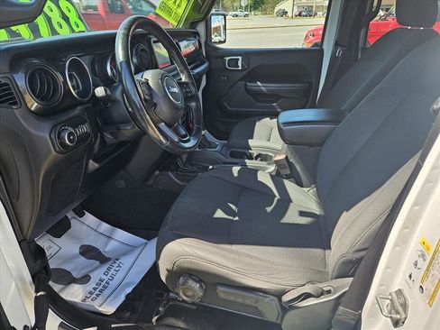 Used 2019 Jeep Wrangler Unlimited Sport AWD/4WD image 10