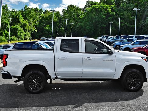Used 2025 Chevrolet Colorado LT w/ Advanced Trailering Package RWD image 6