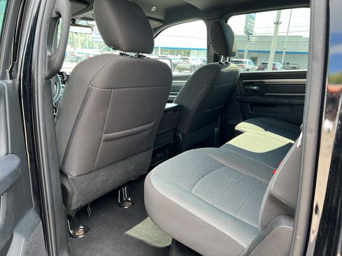 Used 2024 RAM 1500 Warlock AWD/4WD image 10