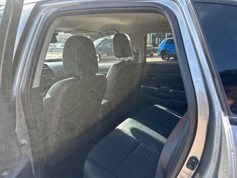 Used 2025 Mitsubishi Outlander Sport SE AWD/4WD image 13
