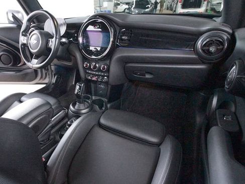 Used 2024 MINI Cooper S image 10