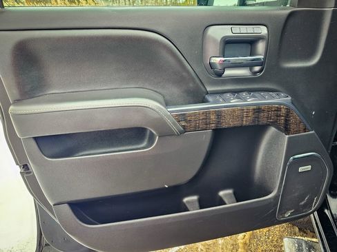 Used 2015 GMC Sierra 3500 Denali w/ Suspension Package, Off-Road image 9