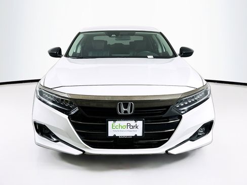 Used 2021 Honda Accord Sport Special Edition image 2
