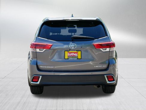 Used 2018 Toyota Highlander Limited AWD/4WD image 6