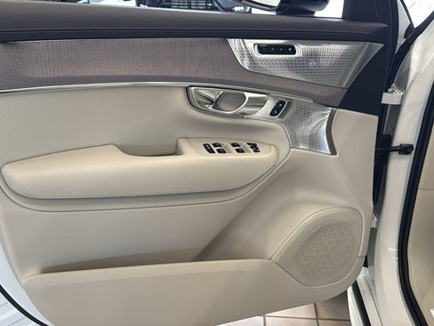 New 2026 Volvo XC90 T8 Ultra w/ Lounge Package AWD/4WD image 21