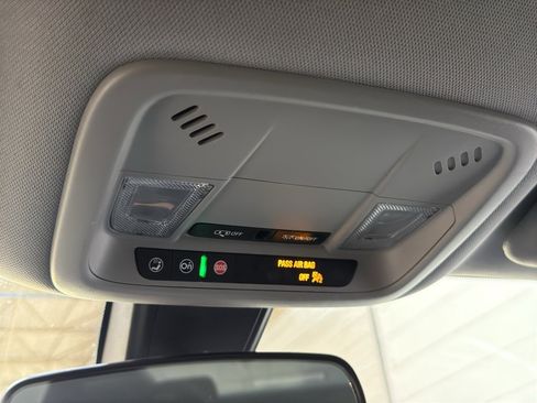 Used 2022 Chevrolet Malibu LT image 31