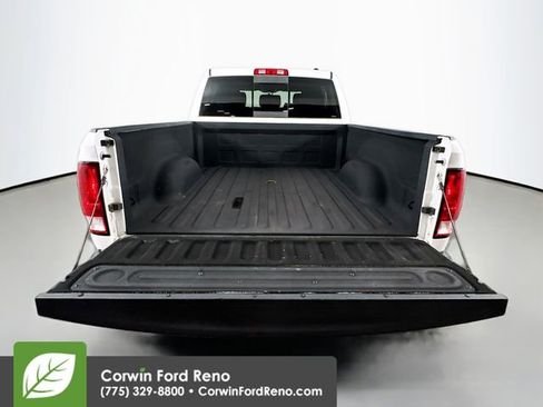 Used 2012 RAM 2500 Laramie w/ Cold Weather Group image 25