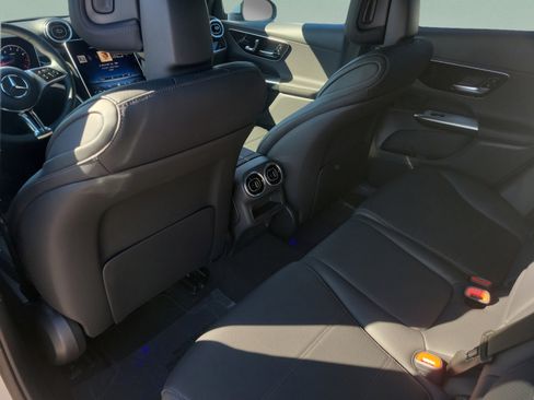 Certified 2026 Mercedes-Benz GLC 300 image 8