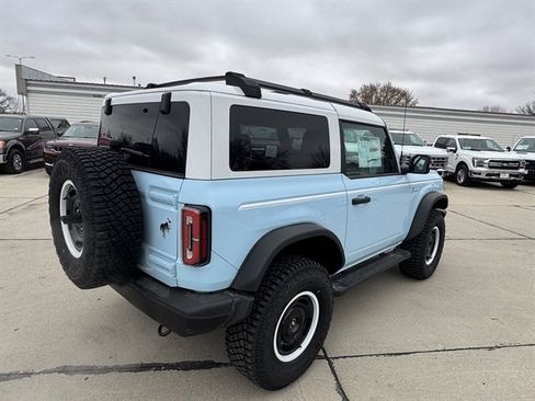 Used 2024 Ford Bronco Heritage Edition image 2