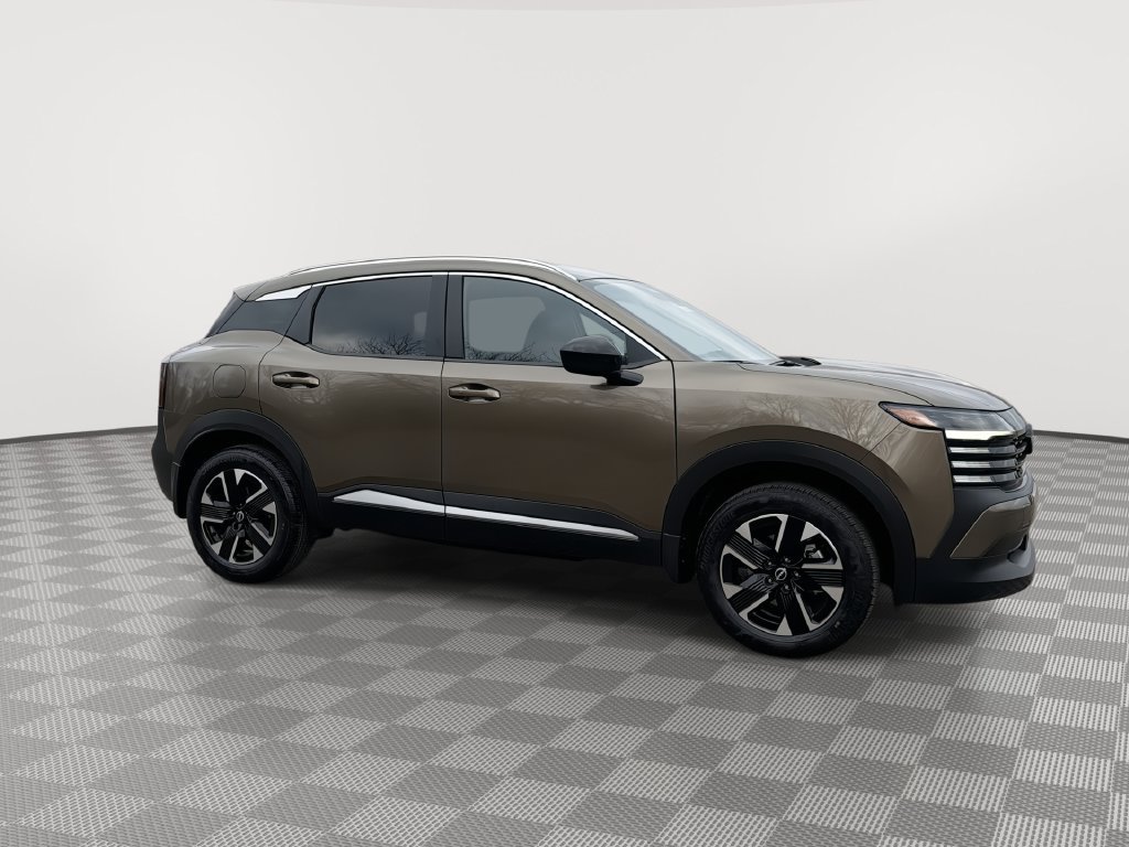 Used 2026 Nissan Kicks SV w/ SV Premium Package AWD/4WD image 13