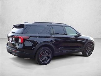 New 2026 Ford Explorer ST-Line video 4