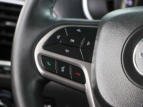 Used 2022 Jeep Cherokee Limited w/ Sun & Sound Group image 13