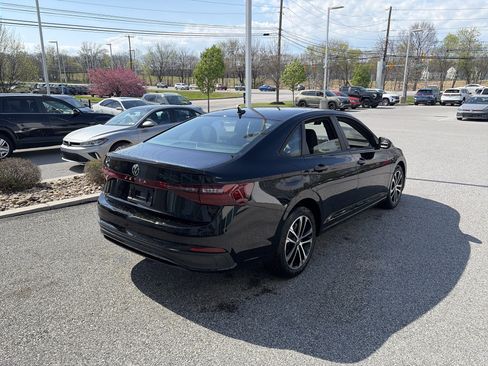 New 2026 Volkswagen Jetta Sport FWD image 4