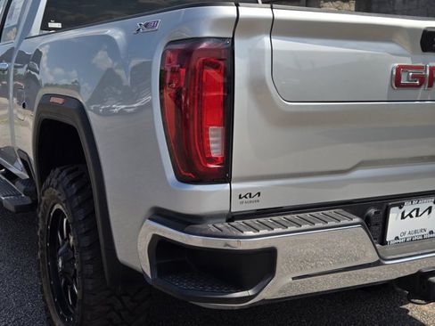 Used 2022 GMC Sierra 2500 SLT AWD/4WD image 27
