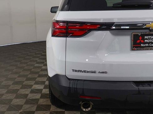 Used 2023 Chevrolet Traverse LT AWD/4WD image 10