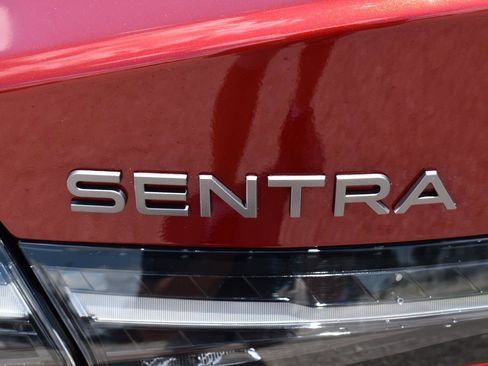 Used 2026 Nissan Sentra SV w/ SV Convenience Package FWD image 8