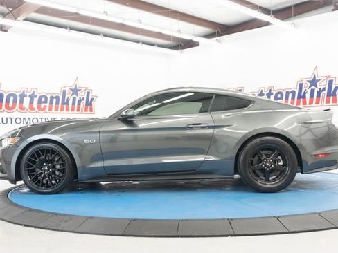 Used 2016 Ford Mustang GT Premium RWD image 27