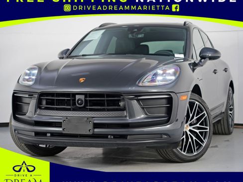 Used 2023 Porsche Macan image 1