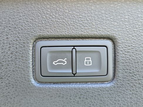 New 2026 Audi Q7 2.0T Premium image 17