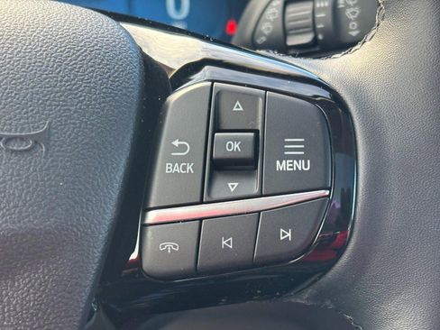 Used 2025 Ford Escape Platinum w/ Premium Technology Package image 21