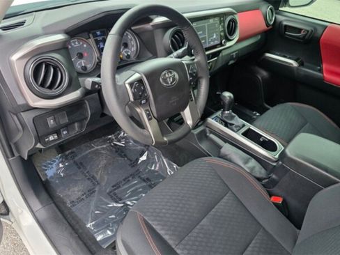 Used 2021 Toyota Tacoma SR5 image 32