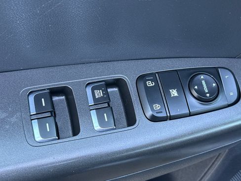 Used 2018 Kia Sportage LX FWD image 14