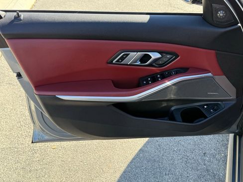 Certified 2023 BMW 330e w/ M Sport Package image 18