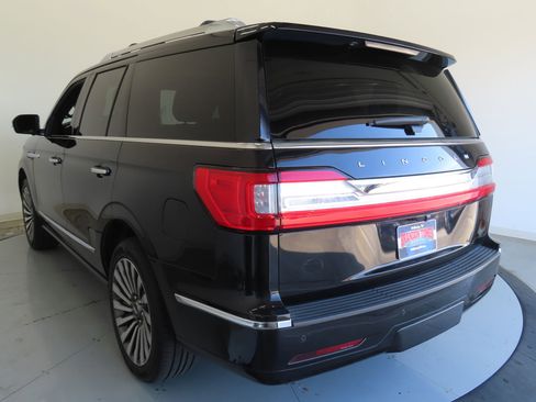Used 2019 Lincoln Navigator Reserve w/ Cargo Package image 7